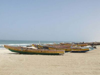 Рыбачий пляж в Нуакшоте. Тяжёлое ремесло.